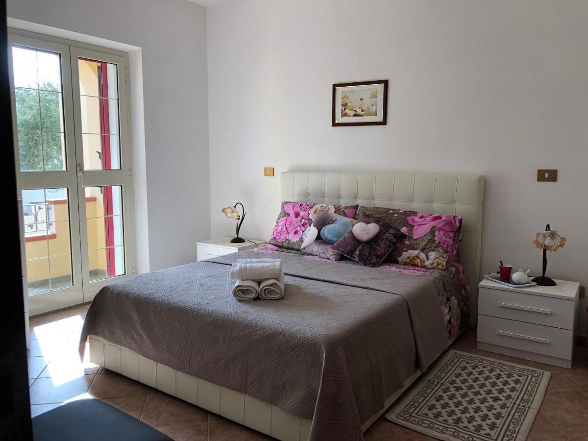 Appartamento In Villa Andreina Orosei Exterior foto
